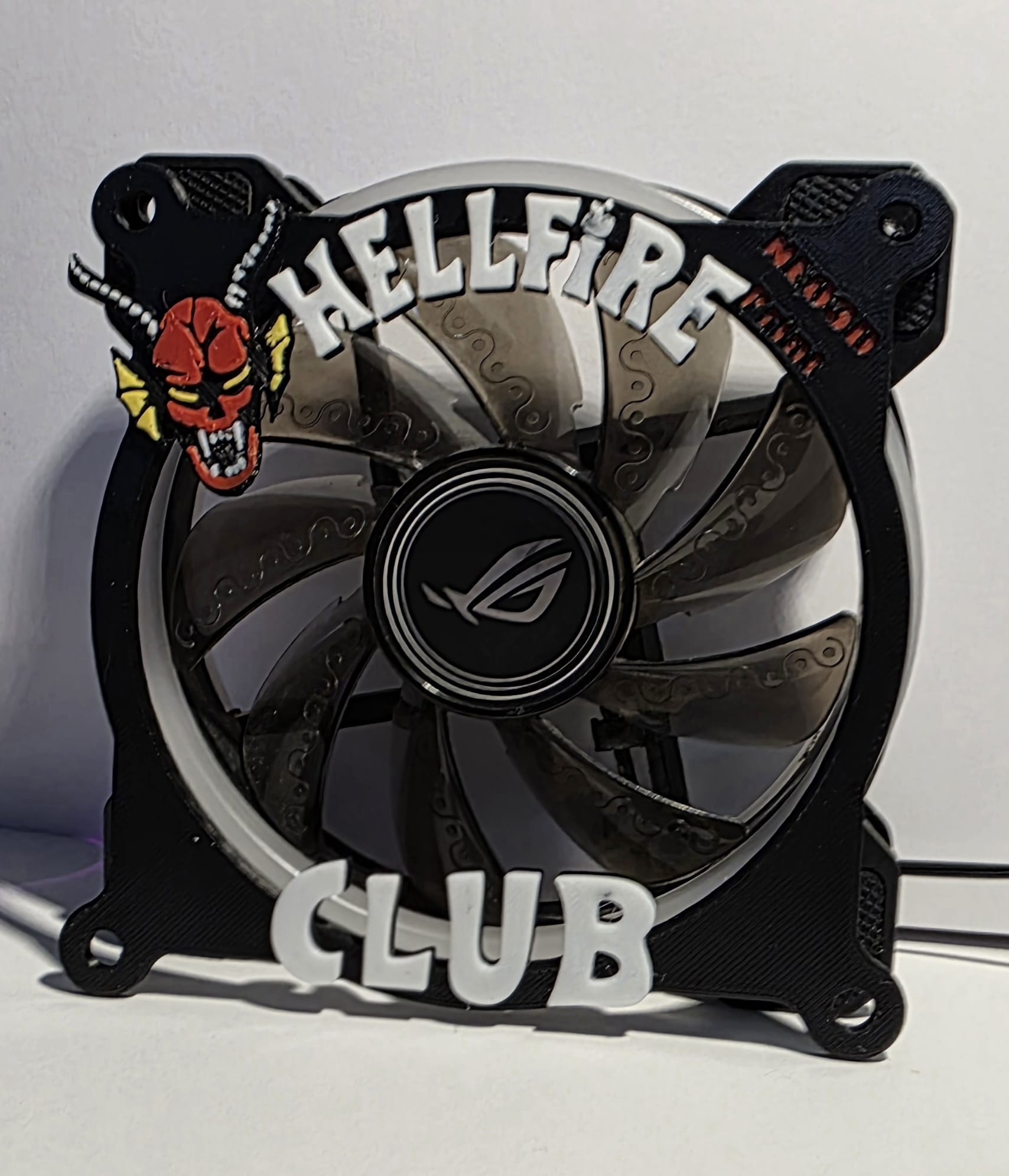 Grila Ventilator PC StrangerThings Hellfire Club